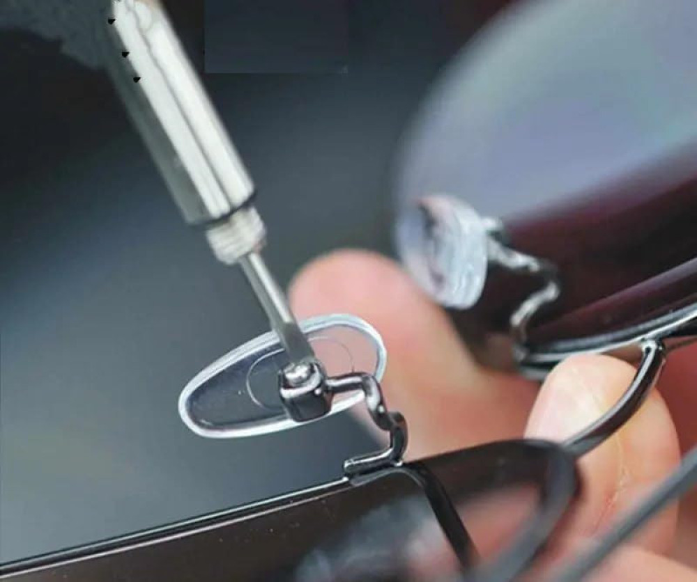 M-VED Mini Screwdriver Keychain | 3 In 1 Screwdriver Keychain, Compact Pocket Mini DIY Screwdriver Kit with Keychain for Eyeglass, Sunglass, Watch, Jewellery, Electronics, Toy Repair Kit | 1 Pcs